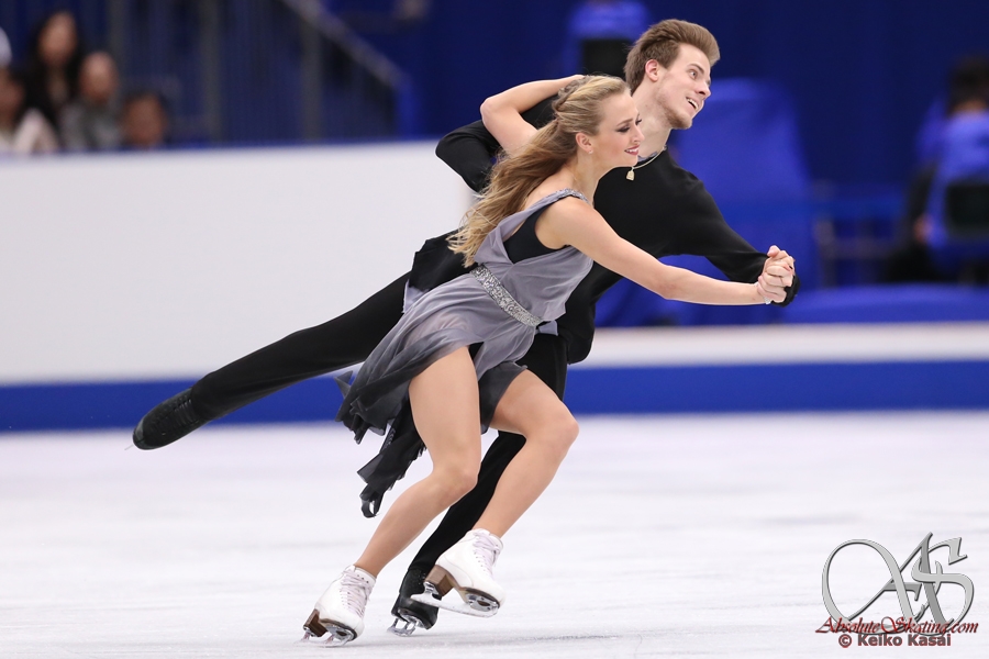 http://www.absoluteskating.com/photogallery/2017nhkdaily/VictoriaSINITSINAandNikitaKATSALAPOV_8268.jpg